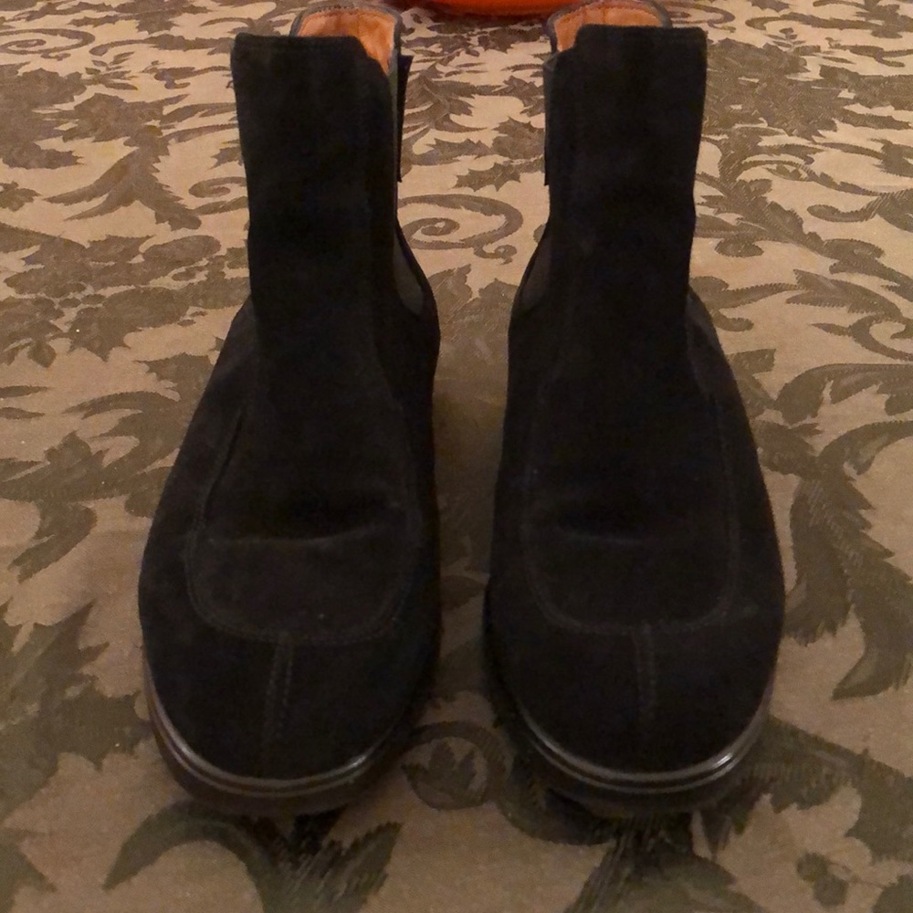 Salvatore Ferragamo black suede booties 7B